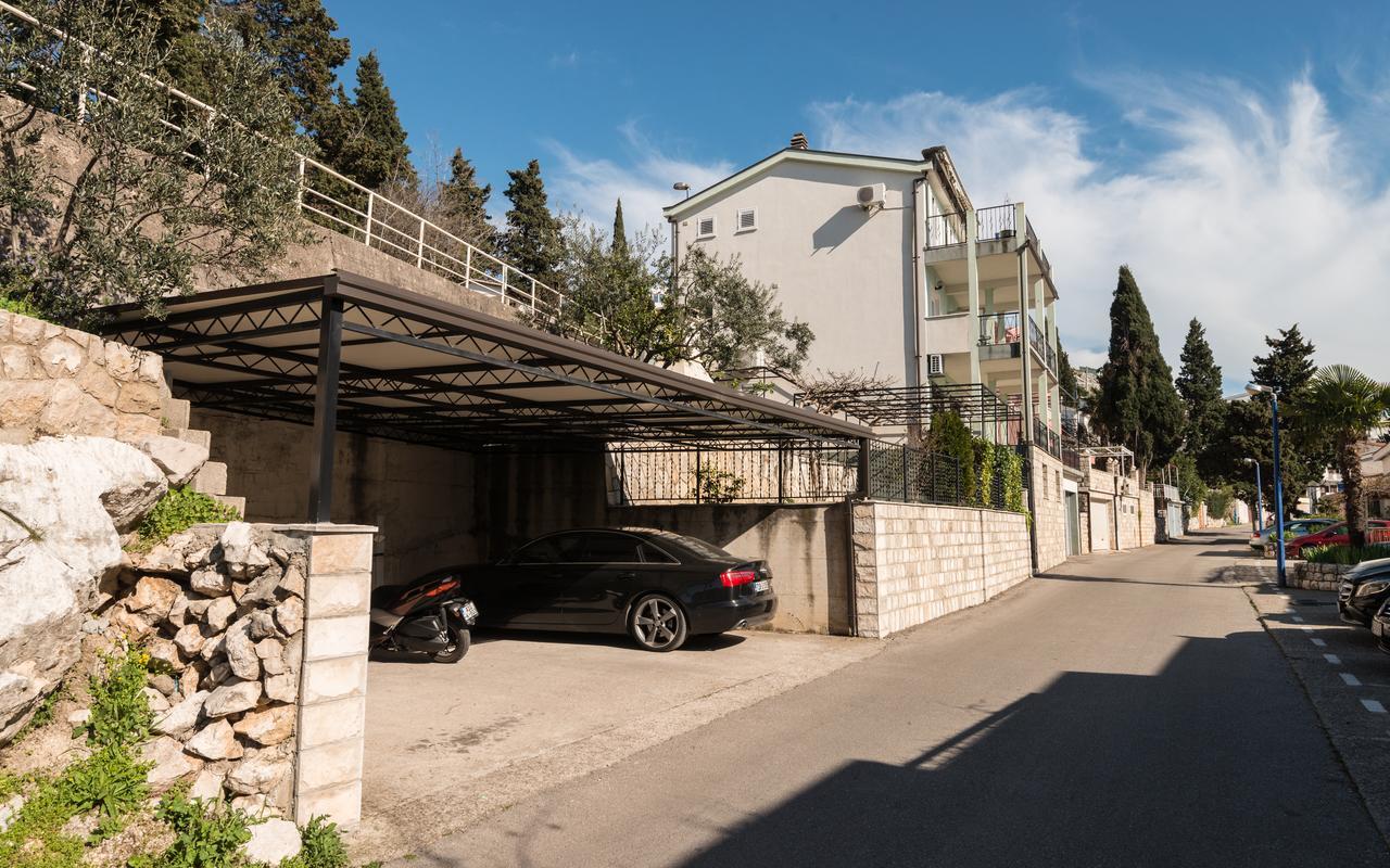 Apartments&rooms Leon Neum Buitenkant foto